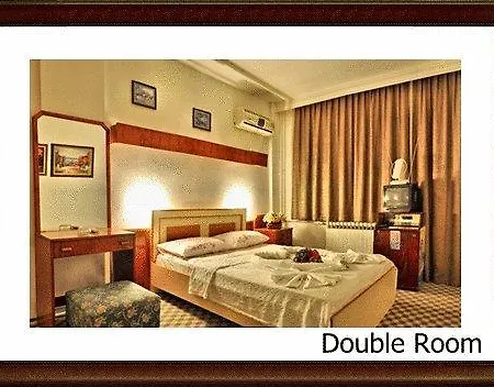 Hotel Panorama *